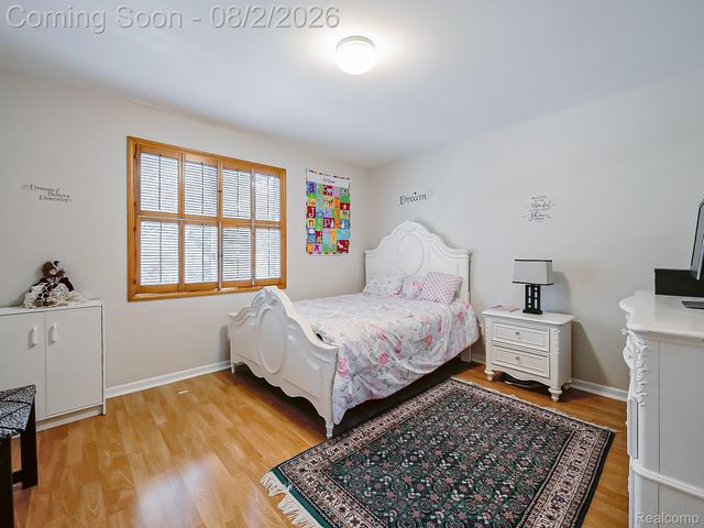 1021 Olympia Drive, Rochester Hills, MI 48306