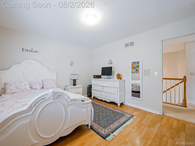 1021 Olympia Drive, Rochester Hills, MI 48306