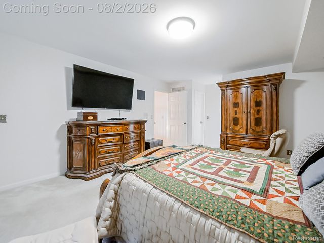 1021 Olympia Drive, Rochester Hills, MI 48306
