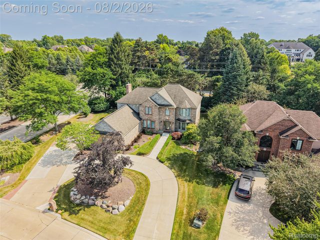 1021 Olympia Drive, Rochester Hills, MI 48306
