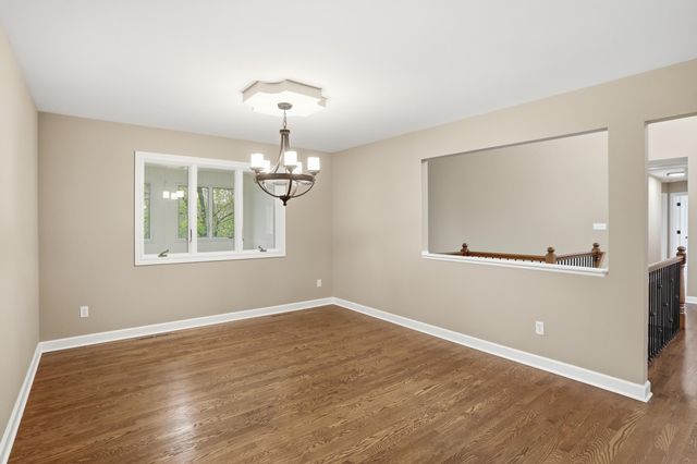 502 W 100 N, Valparaiso, IN 46385