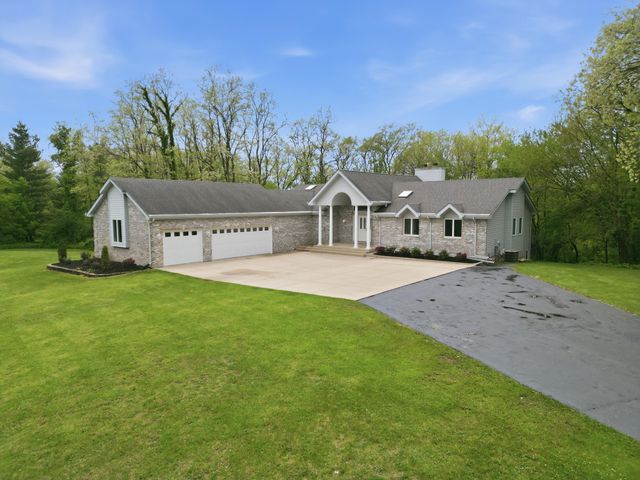 502 W 100 N, Valparaiso, IN 46385