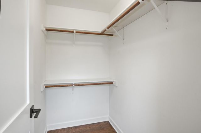 502 W 100 N, Valparaiso, IN 46385