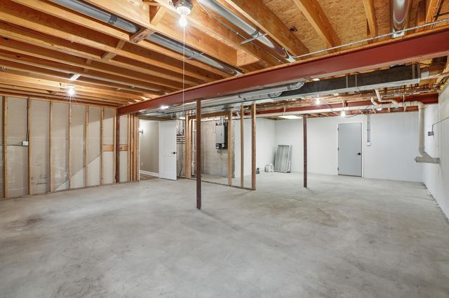 502 W 100 N, Valparaiso, IN 46385