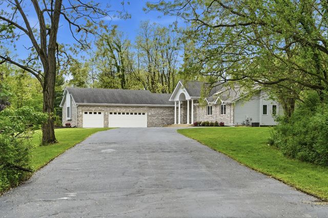 502 W 100 N, Valparaiso, IN 46385