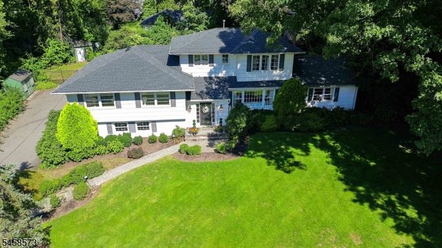 16 Warwick Rd, Chatham Twp., NJ 07928
