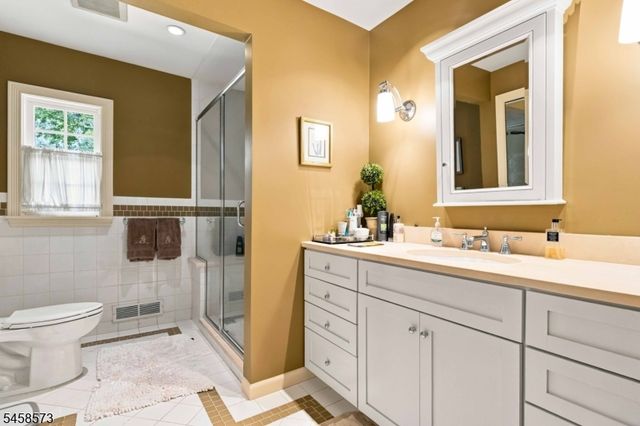 16 Warwick Rd, Chatham Twp., NJ 07928