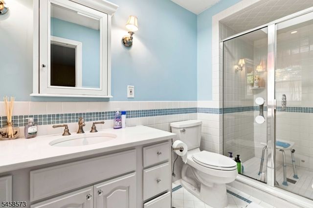 16 Warwick Rd, Chatham Twp., NJ 07928