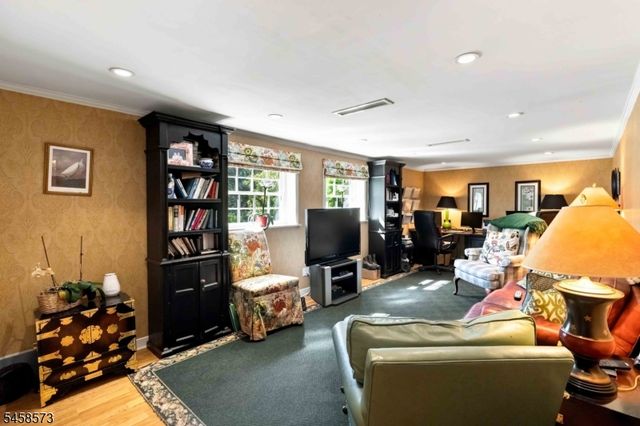 16 Warwick Rd, Chatham Twp., NJ 07928