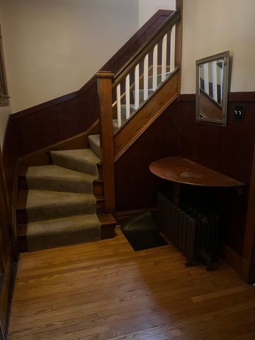 1424 Home Avenue, Berwyn, IL 60402