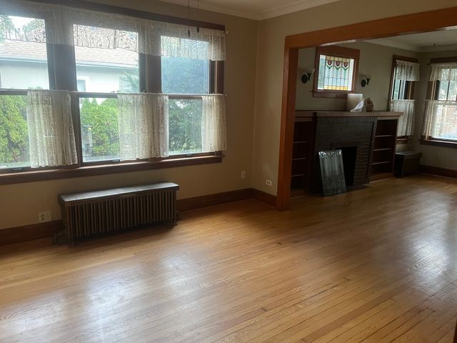 1424 Home Avenue, Berwyn, IL 60402