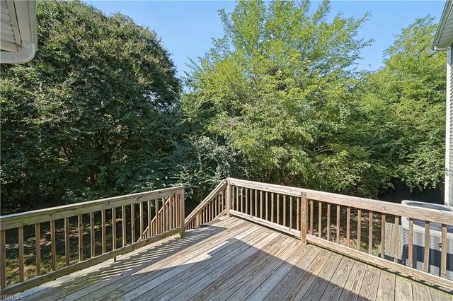 758 Poquoson AVE, Poquoson, VA 23662
