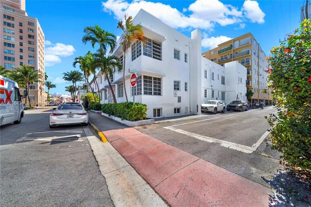 610 8th St 102, Miami Beach, FL 33139