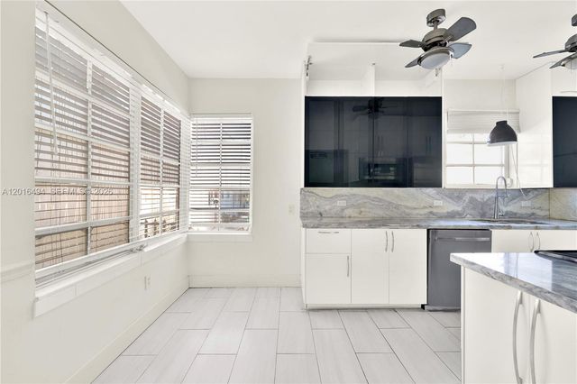 610 8th St 102, Miami Beach, FL 33139