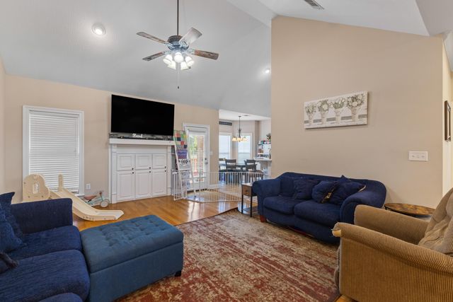 176 Sunline Dr., Petal, MS 39465