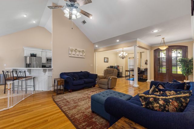 176 Sunline Dr., Petal, MS 39465
