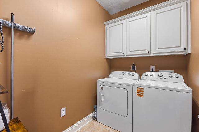 176 Sunline Dr., Petal, MS 39465