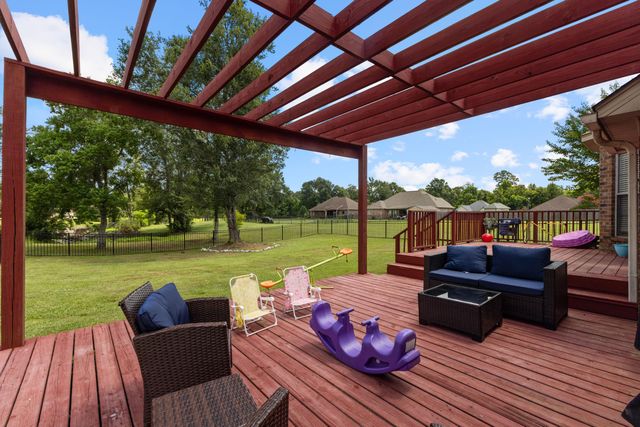 176 Sunline Dr., Petal, MS 39465
