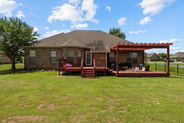 176 Sunline Dr., Petal, MS 39465