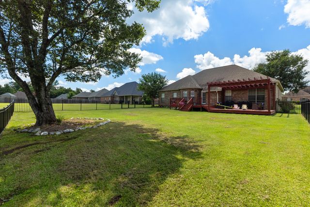 176 Sunline Dr., Petal, MS 39465
