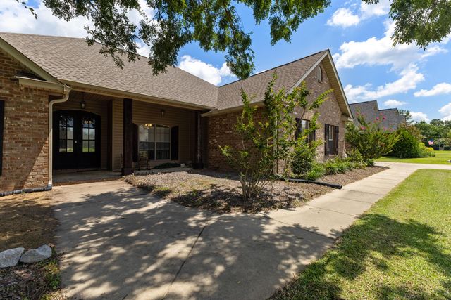 176 Sunline Dr., Petal, MS 39465
