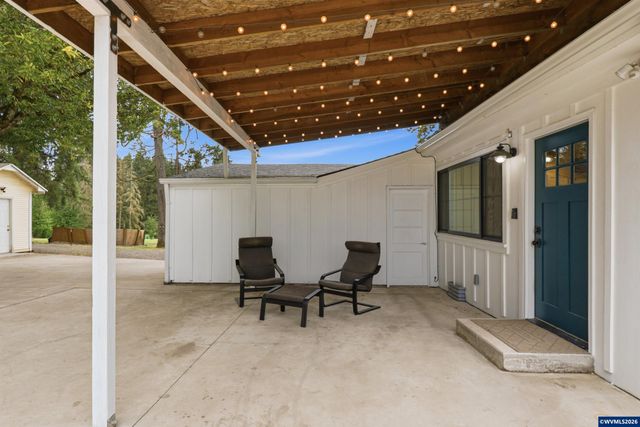 5801 NE Abbey Rd, Carlton, OR 97111