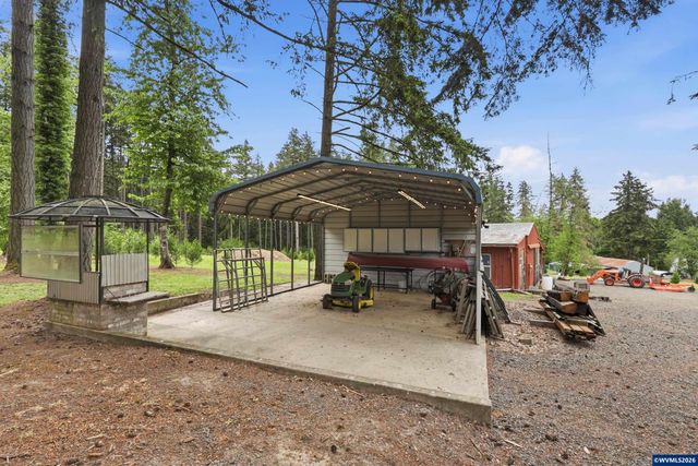 5801 NE Abbey Rd, Carlton, OR 97111