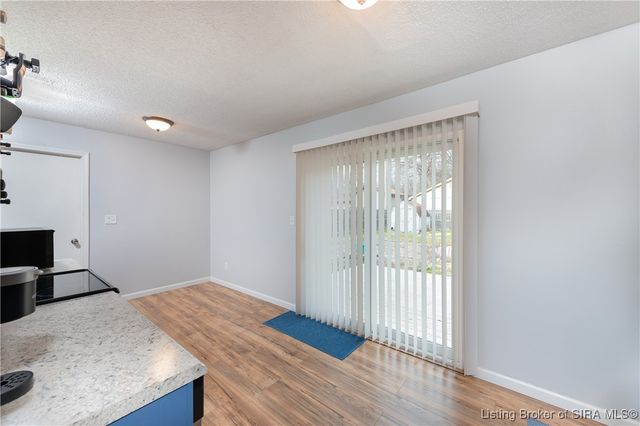 303 Pimlico Drive, New Albany, IN 47150