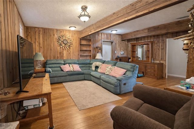 10391 Highway 359, Orange Grove, TX 78372