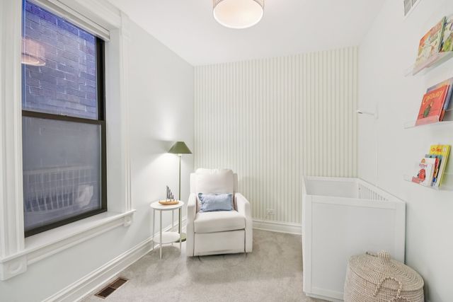 2142 N Racine Avenue 2, Chicago, IL 60614