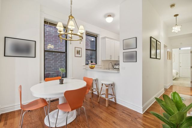 2142 N Racine Avenue 2, Chicago, IL 60614