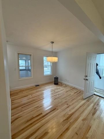 10 Idalla Ave, Worcester, MA 01606