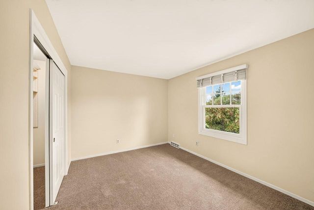 1542 Comanche Glen, Madison, WI 53704