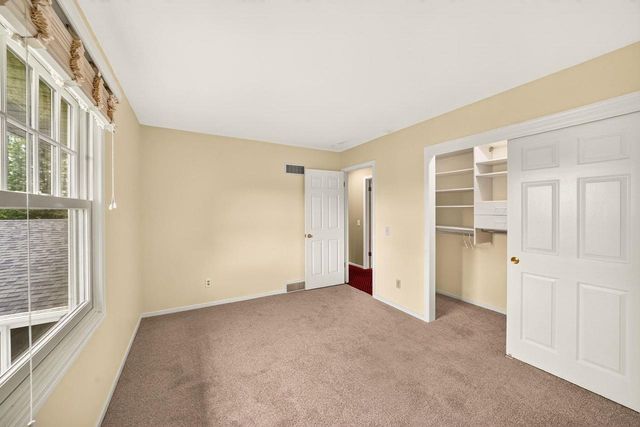 1542 Comanche Glen, Madison, WI 53704