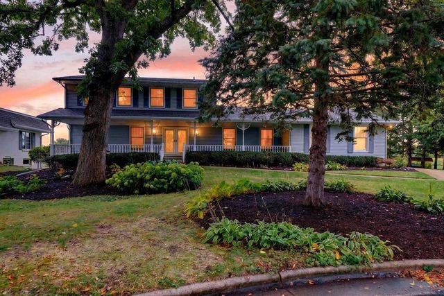 1542 Comanche Glen, Madison, WI 53704