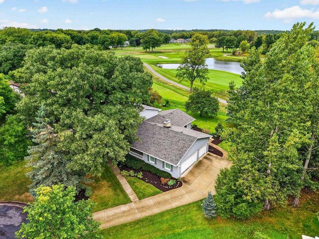 1542 Comanche Glen, Madison, WI 53704