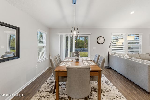 10925 STAPLETON Drive, Jacksonville, FL 32222