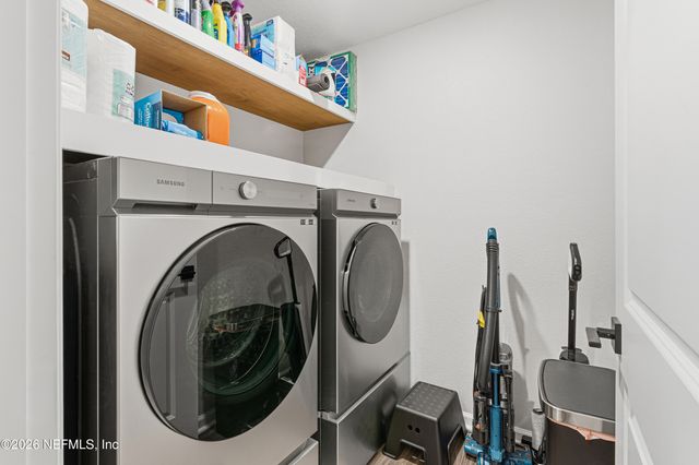 10925 STAPLETON Drive, Jacksonville, FL 32222