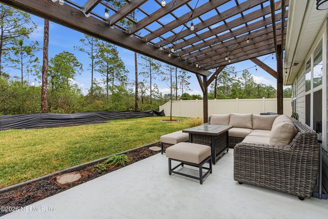 10925 STAPLETON Drive, Jacksonville, FL 32222