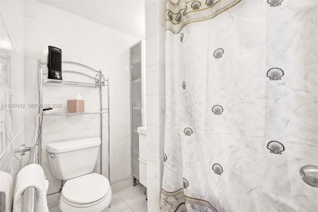 251 174th St 614, Sunny Isles Beach, FL 33160