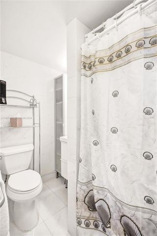 251 174th St 614, Sunny Isles Beach, FL 33160