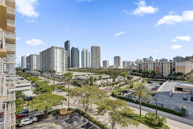 251 174th St 614, Sunny Isles Beach, FL 33160