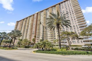 251 174th St 614, Sunny Isles Beach, FL 33160
