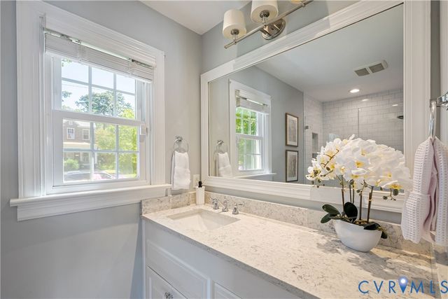 4913 W Franklin St, Richmond, VA 23226