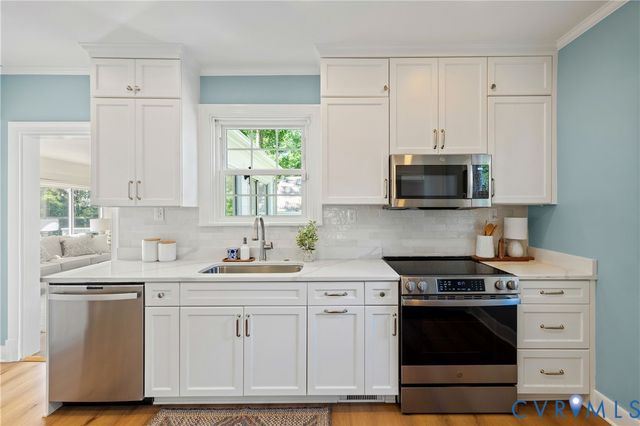 4913 W Franklin St, Richmond, VA 23226