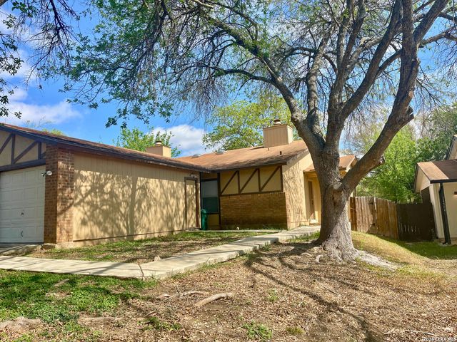 14506 WOODS HOLE DR, San Antonio, TX 78233