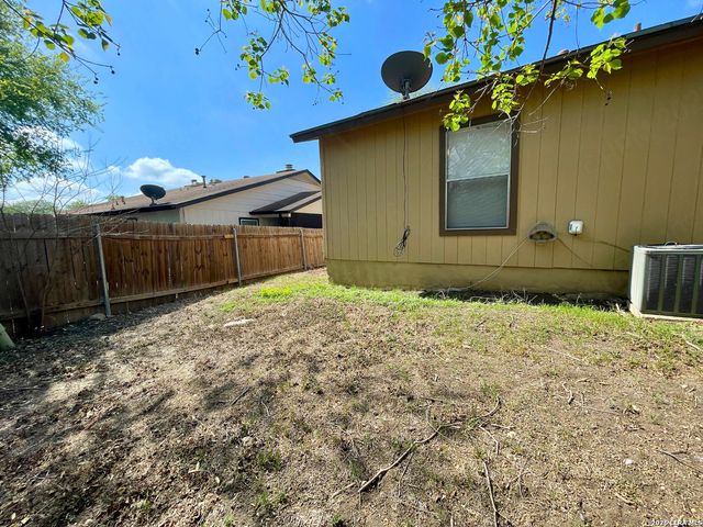 14506 WOODS HOLE DR, San Antonio, TX 78233