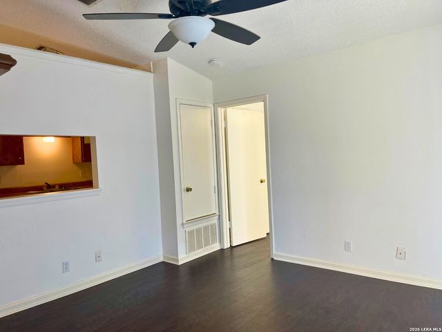 14506 WOODS HOLE DR, San Antonio, TX 78233