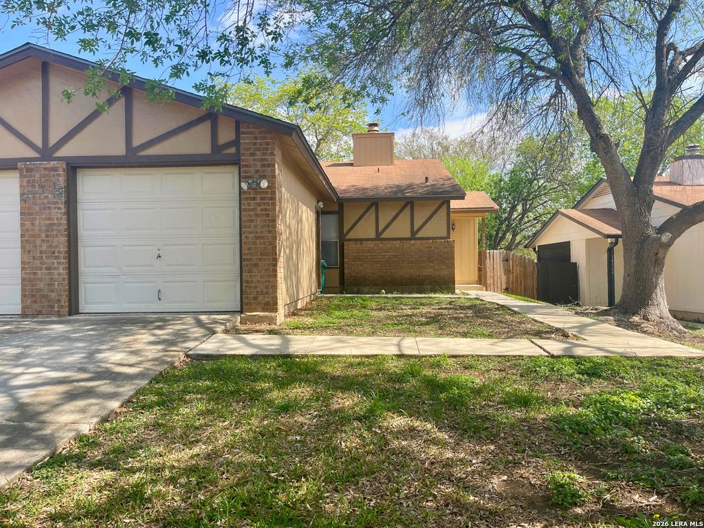 14506 WOODS HOLE DR, San Antonio, TX 78233