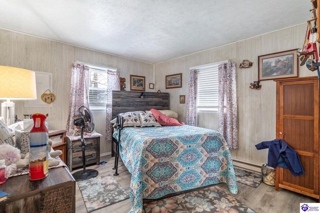 5822 S Main Street, Eminence, KY 40019